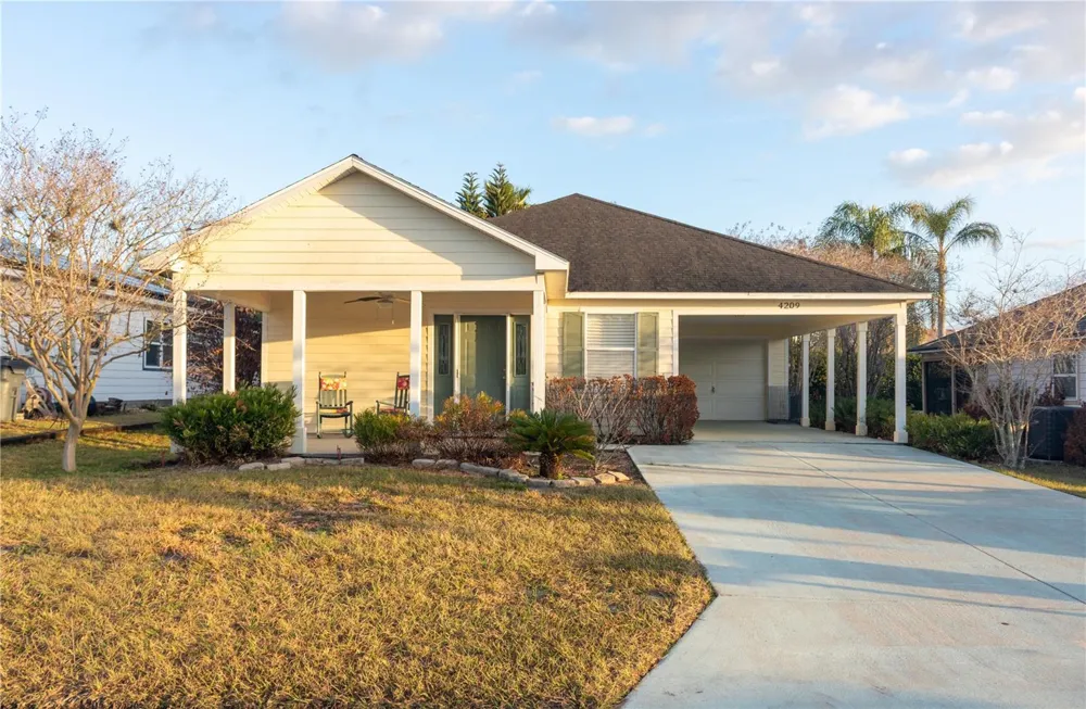 4209 JACARANDA DRIVE Lake Wales, FL 33898