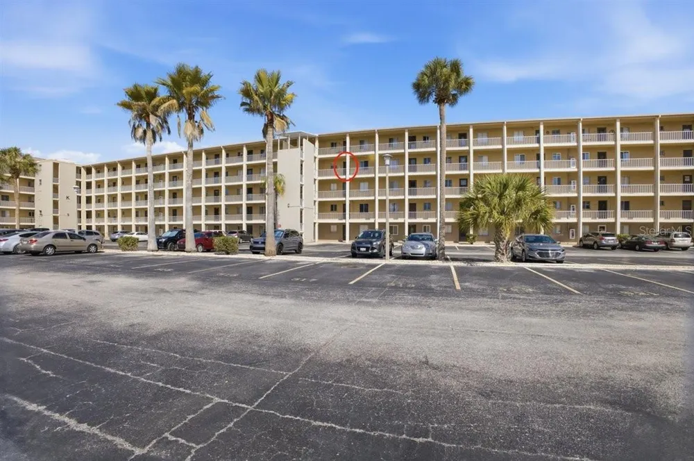 3710 LAKE BAYSHORE DRIVE #k416 Bradenton, FL 34205