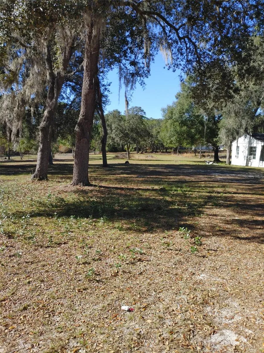 1838 NE 145TH AVENUE ROAD Silver Springs, FL 34488