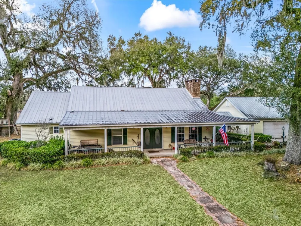 4430 CR 542H Bushnell, FL 33513