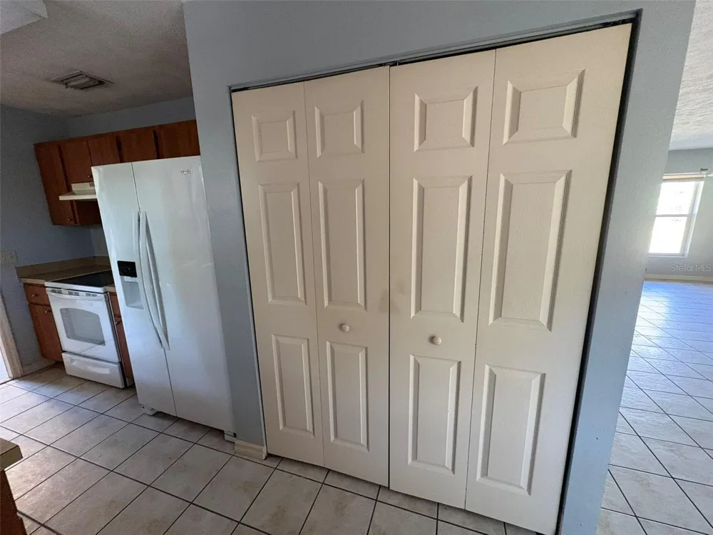 2060 NW 42ND STREET ocala, FL 34475