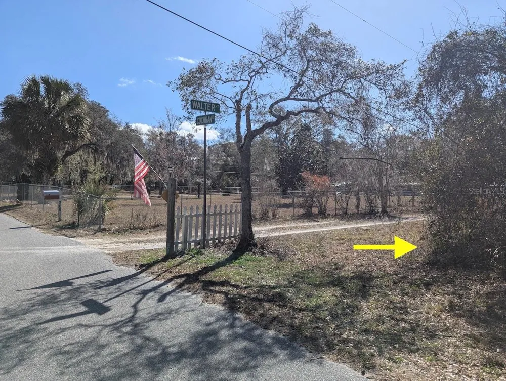 COCHRAN ROAD Geneva, FL 32732