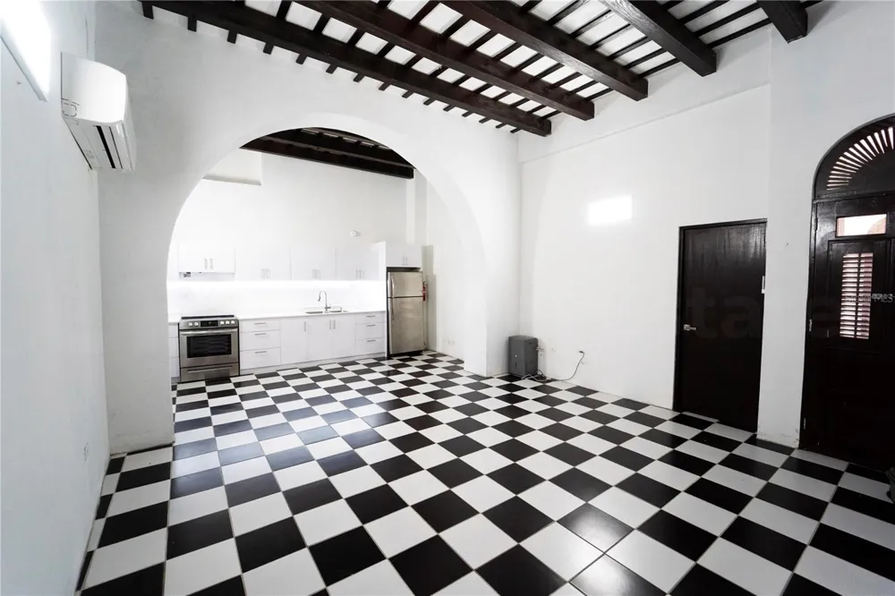 153 SAN JUSTO San Juan, PR 00901