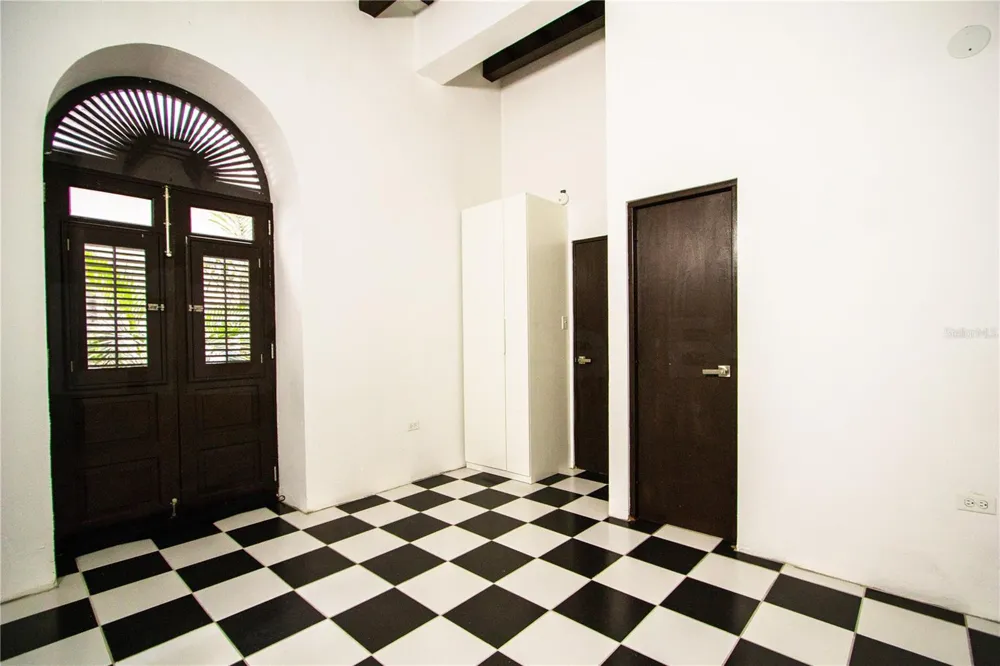 153 SAN JUSTO San Juan, PR 00901