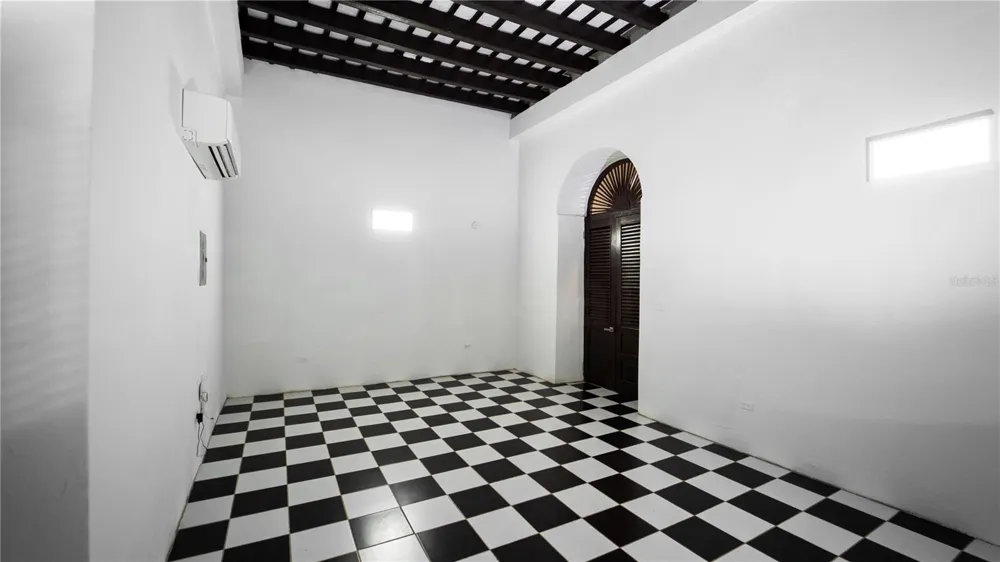 153 SAN JUSTO San Juan, PR 00901