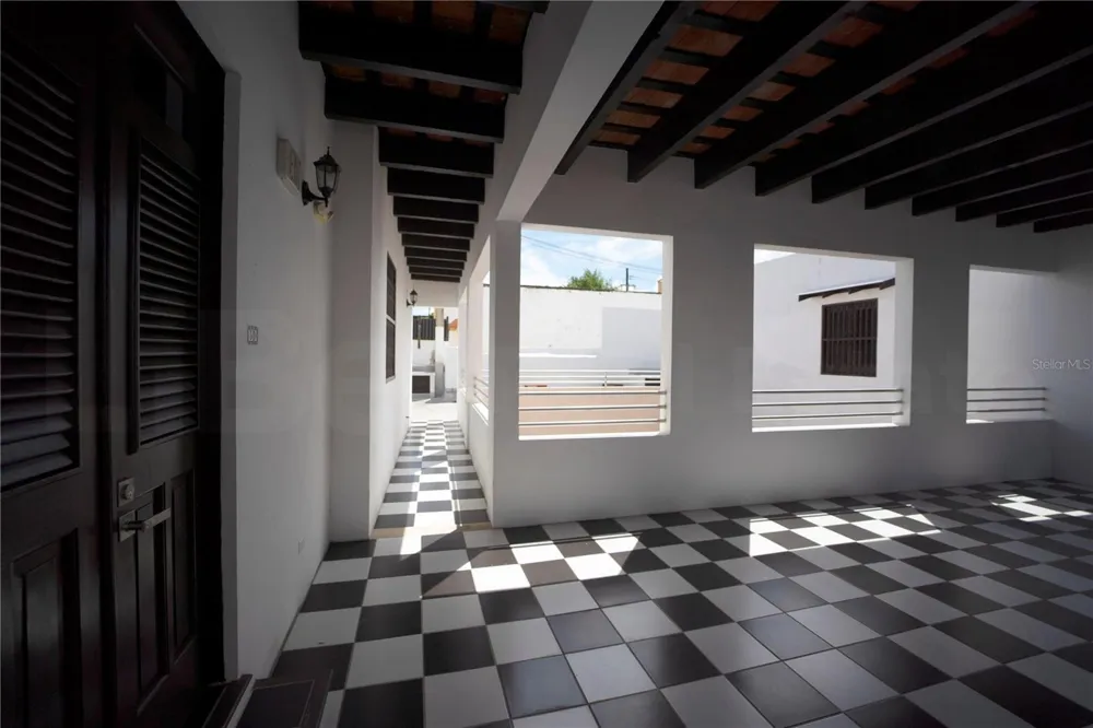 153 SAN JUSTO San Juan, PR 00901
