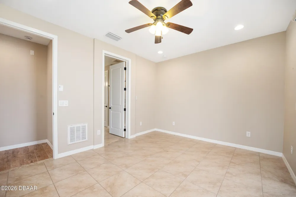 5579 NW 40th Place ocala, FL 34482