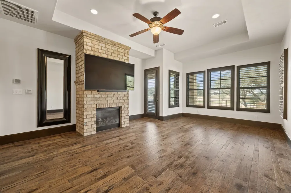 444 La Serena Loop Horseshoe Bay, TX 78657
