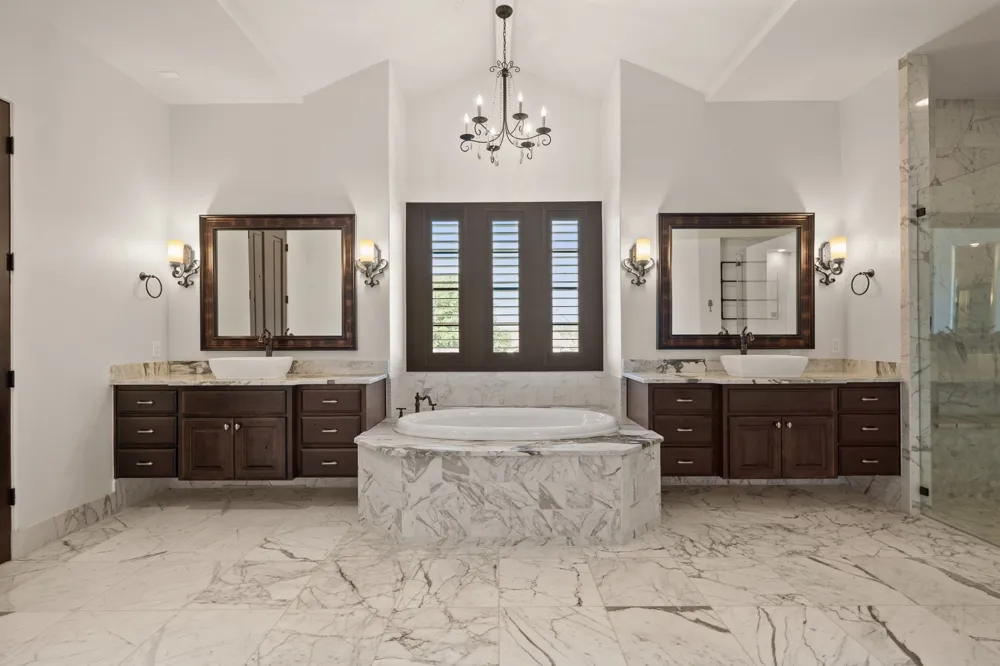 444 La Serena Loop Horseshoe Bay, TX 78657