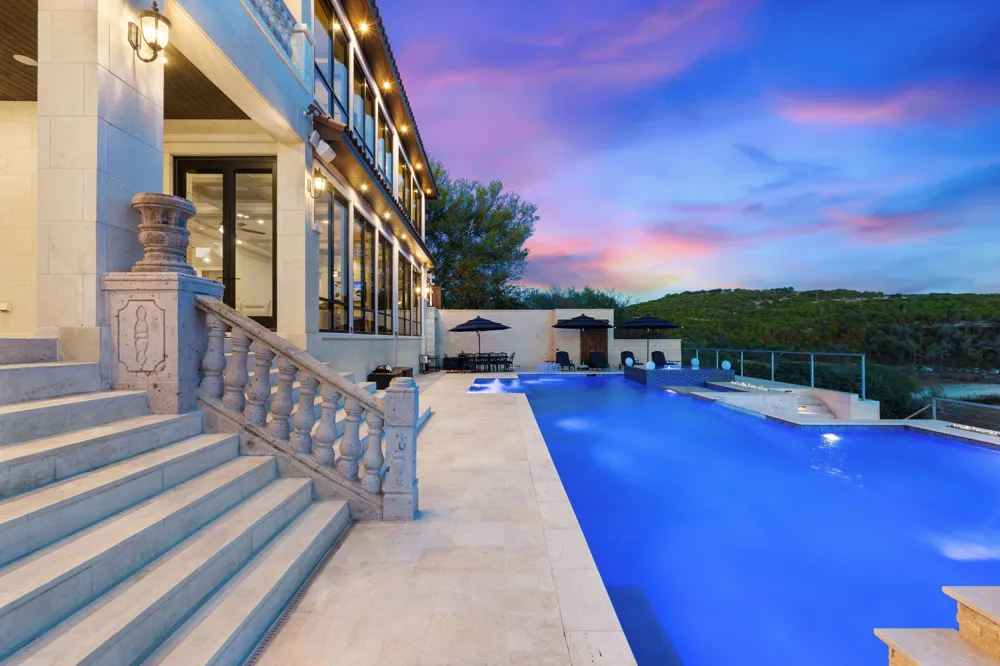 17011 E Darleen Drive Leander, TX 78641