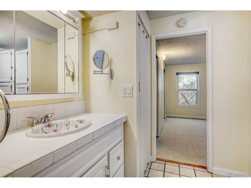 2 Adams Street #303 Denver, CO 80206