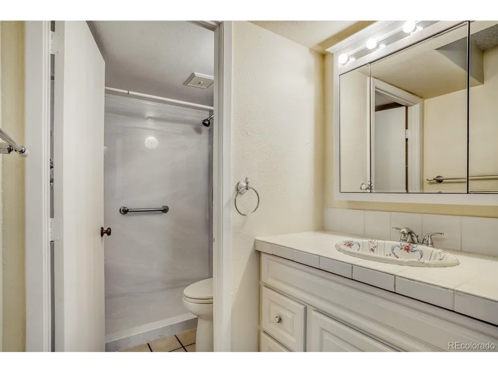 2 Adams Street #303 Denver, CO 80206