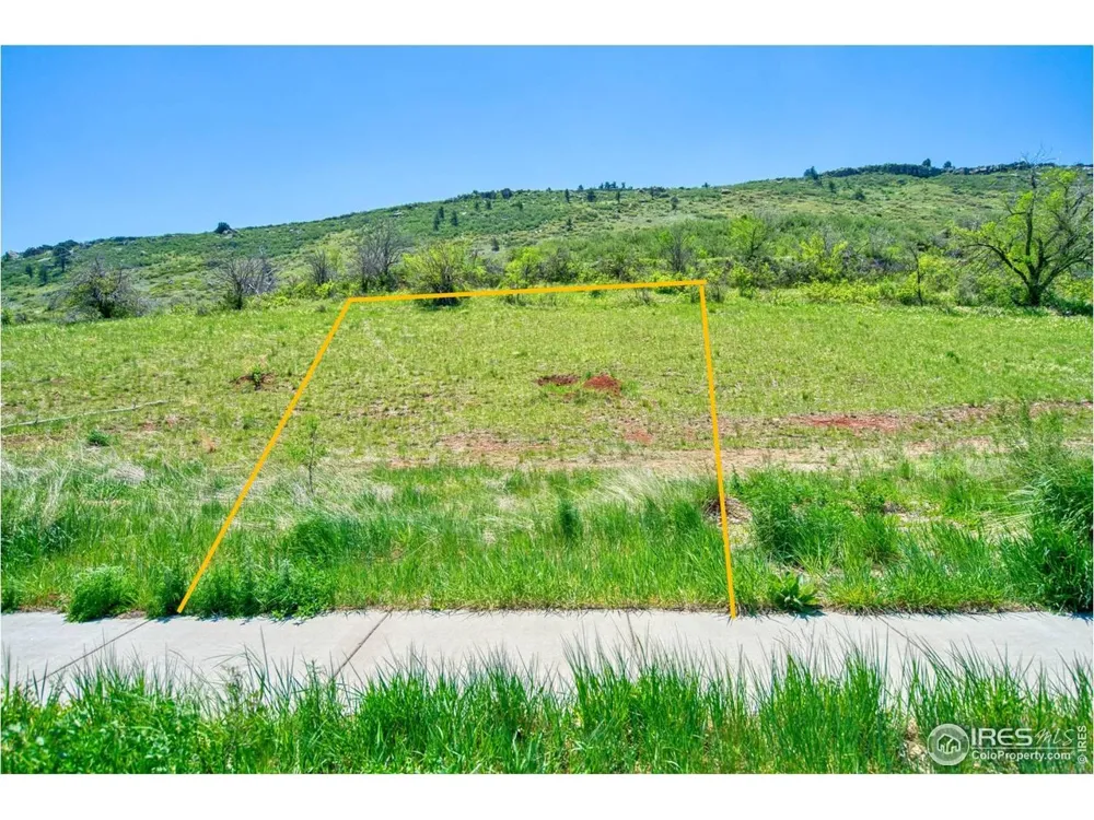 350 McConnell Drive NW Lyons, CO 80540
