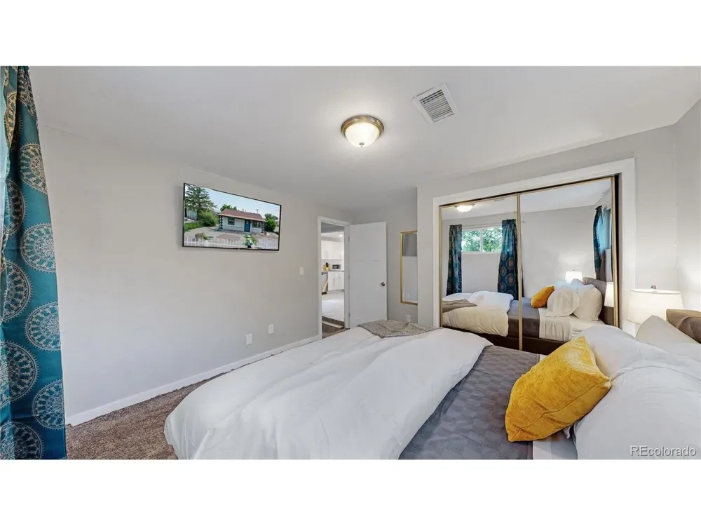 3284 W 66th Avenue Denver, CO 80221