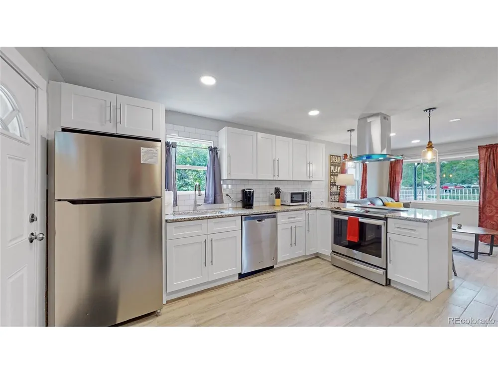 3284 W 66th Avenue Denver, CO 80221