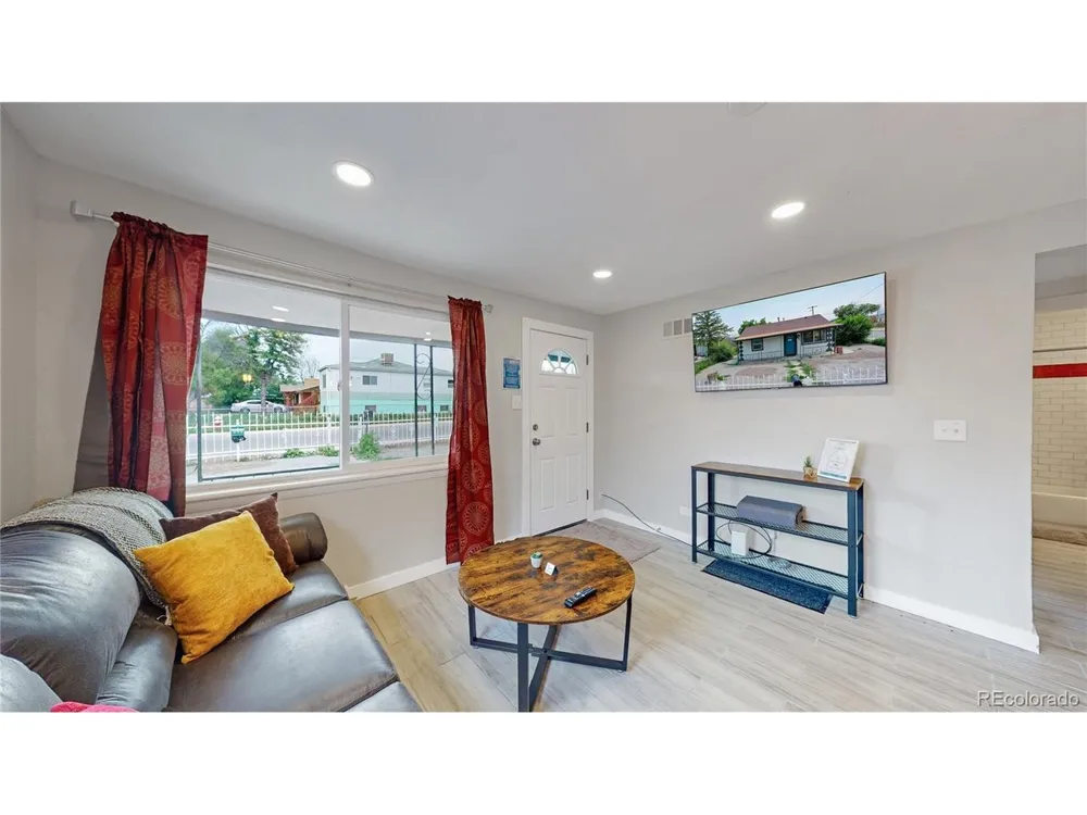 3284 W 66th Avenue Denver, CO 80221
