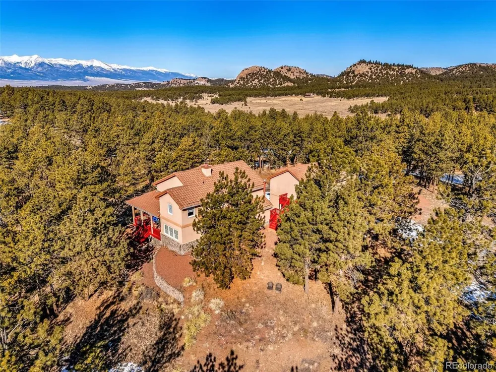 31 Black Fawn Lane Westcliffe, CO 81252