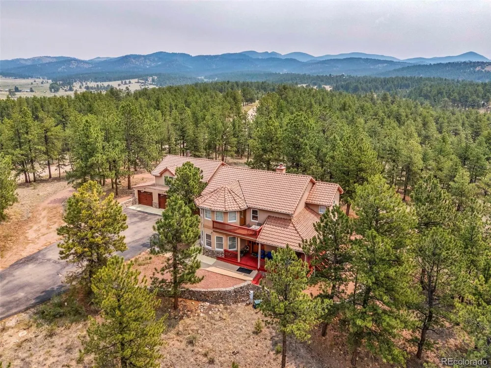 31 Black Fawn Lane Westcliffe, CO 81252
