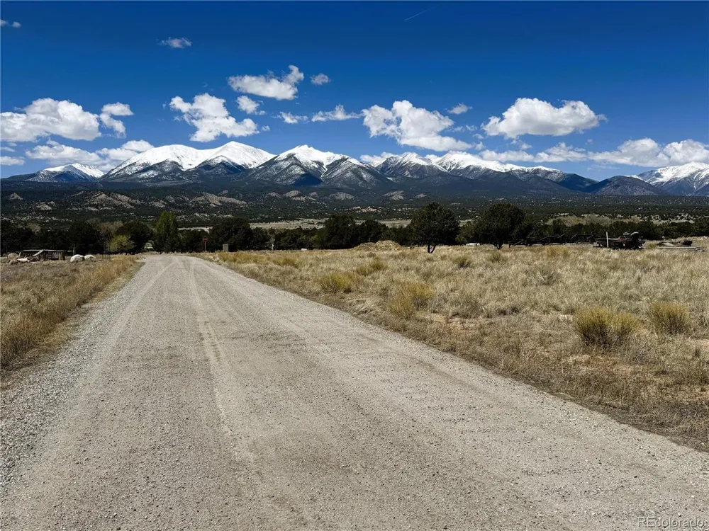 9971 Mint Lane Salida, CO 81201