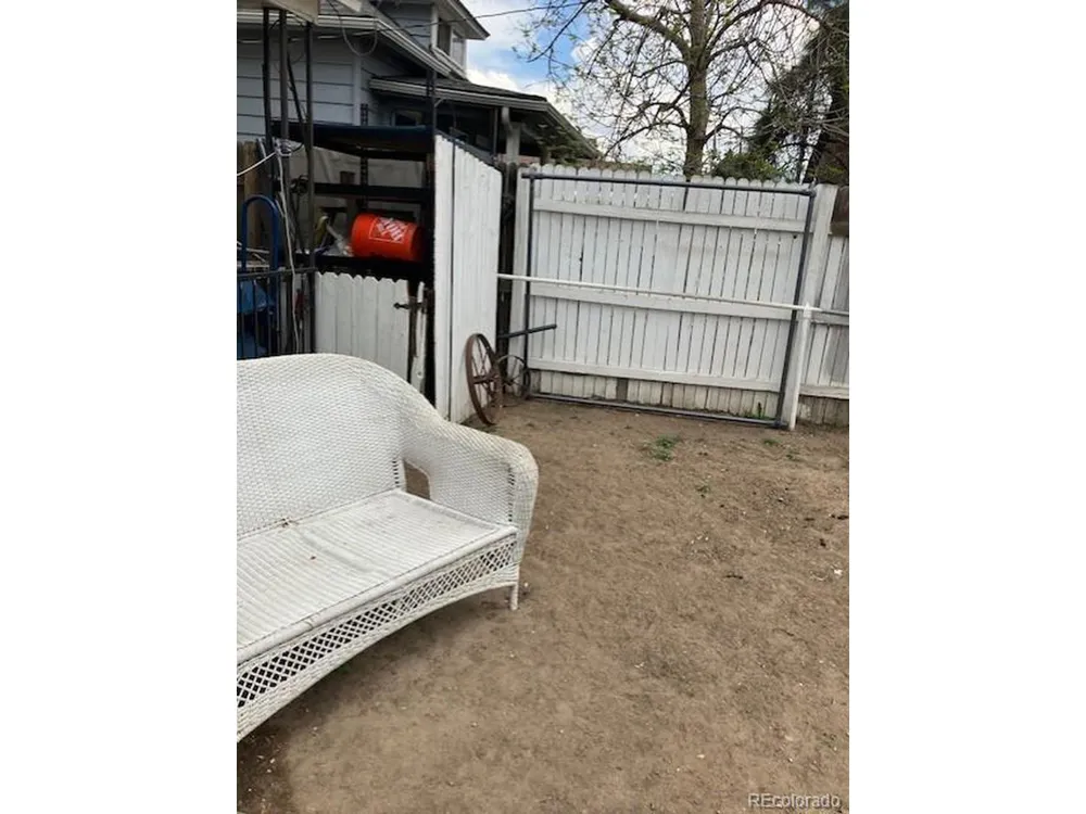 615 E 49th AVE Avenue Denver, CO 80216