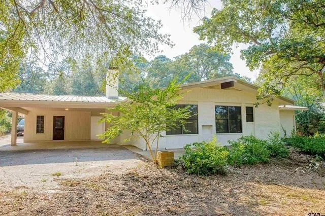 439 Lone Star Hideaway, TX 75771