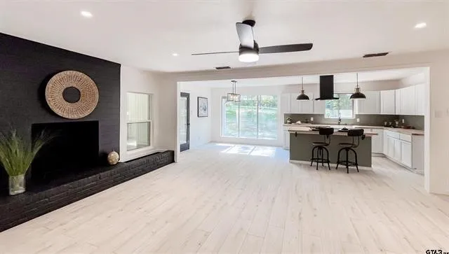 439 Lone Star Hideaway, TX 75771