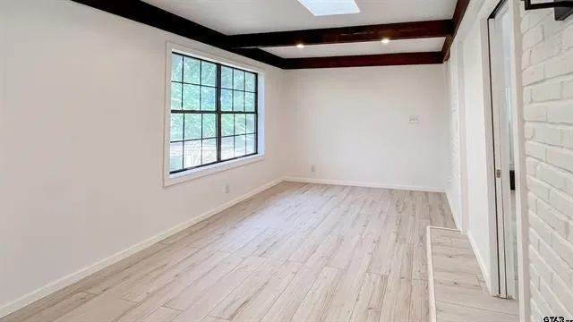 439 Lone Star Hideaway, TX 75771
