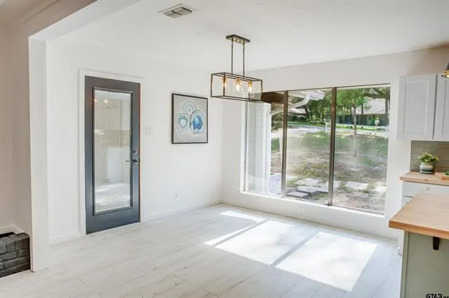 439 Lone Star Hideaway, TX 75771