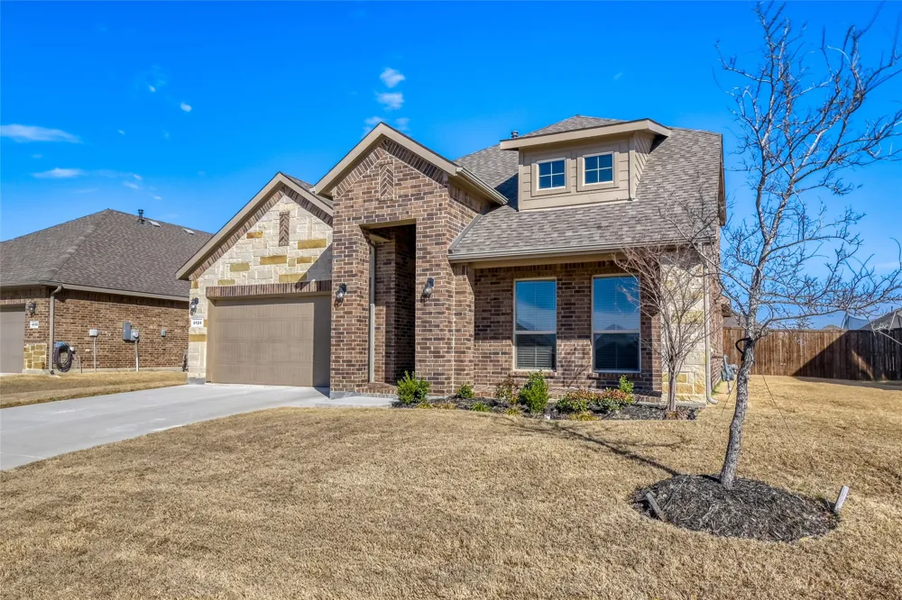 4124 Herdsman Drive Krum, TX 76249