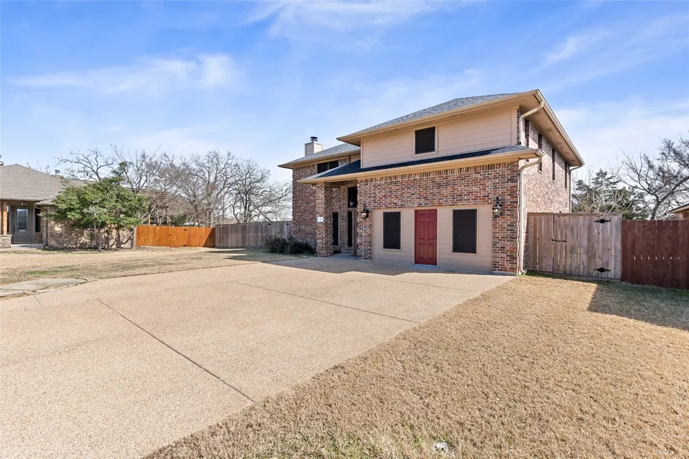 1112 Hopewell Court College Station, TX 77845