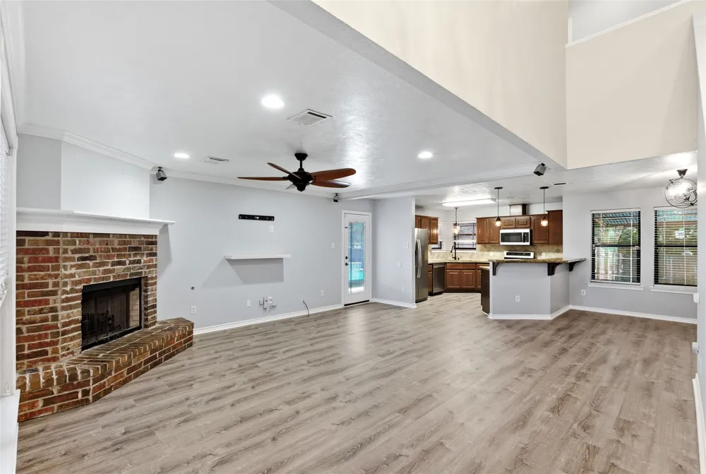 1112 Hopewell Court College Station, TX 77845