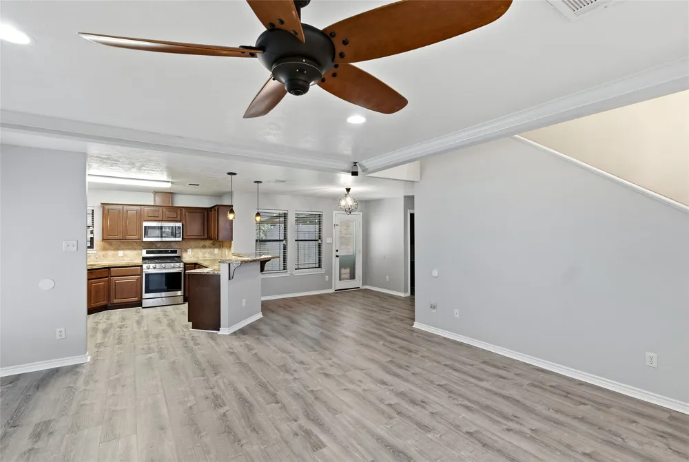 1112 Hopewell Court College Station, TX 77845