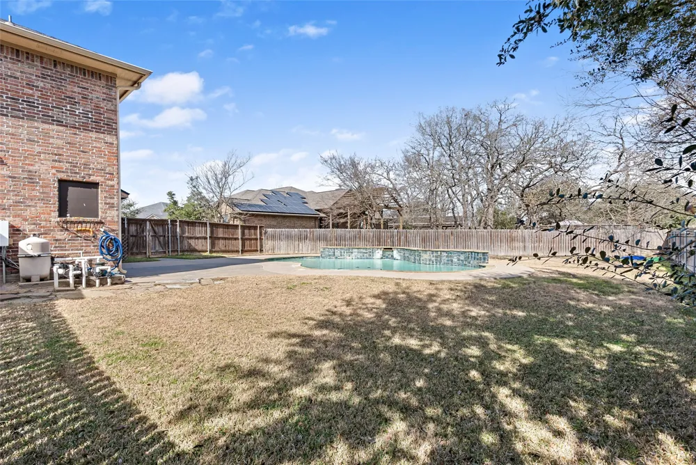 1112 Hopewell Court College Station, TX 77845