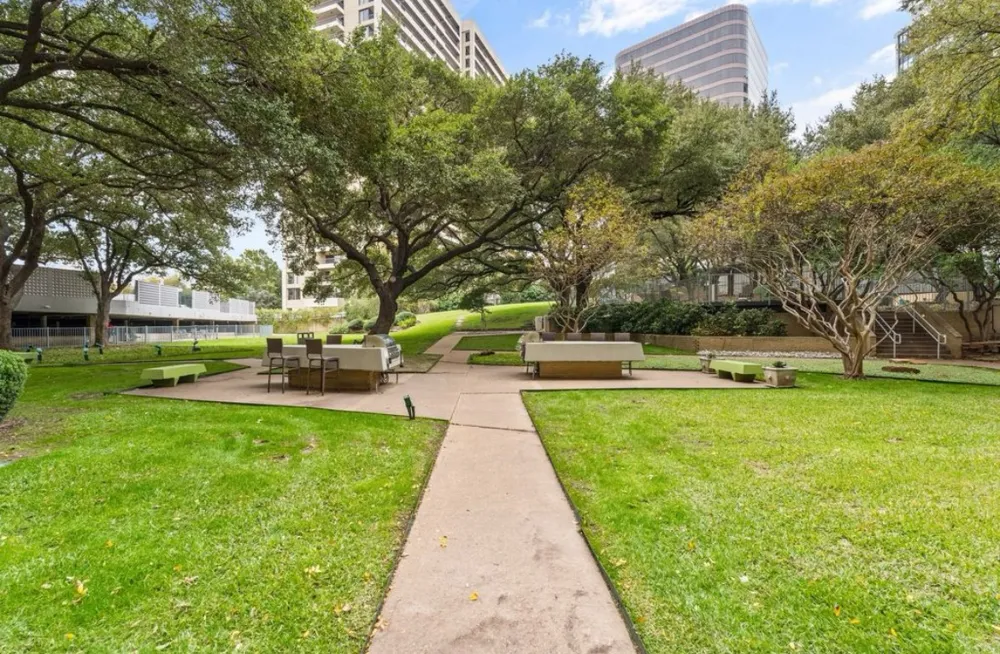 3883 Turtle Creek Boulevard #907 Dallas, TX 75219