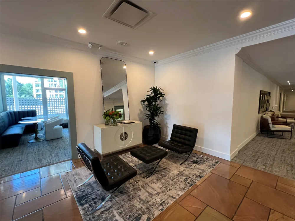 3883 Turtle Creek Boulevard #907 Dallas, TX 75219