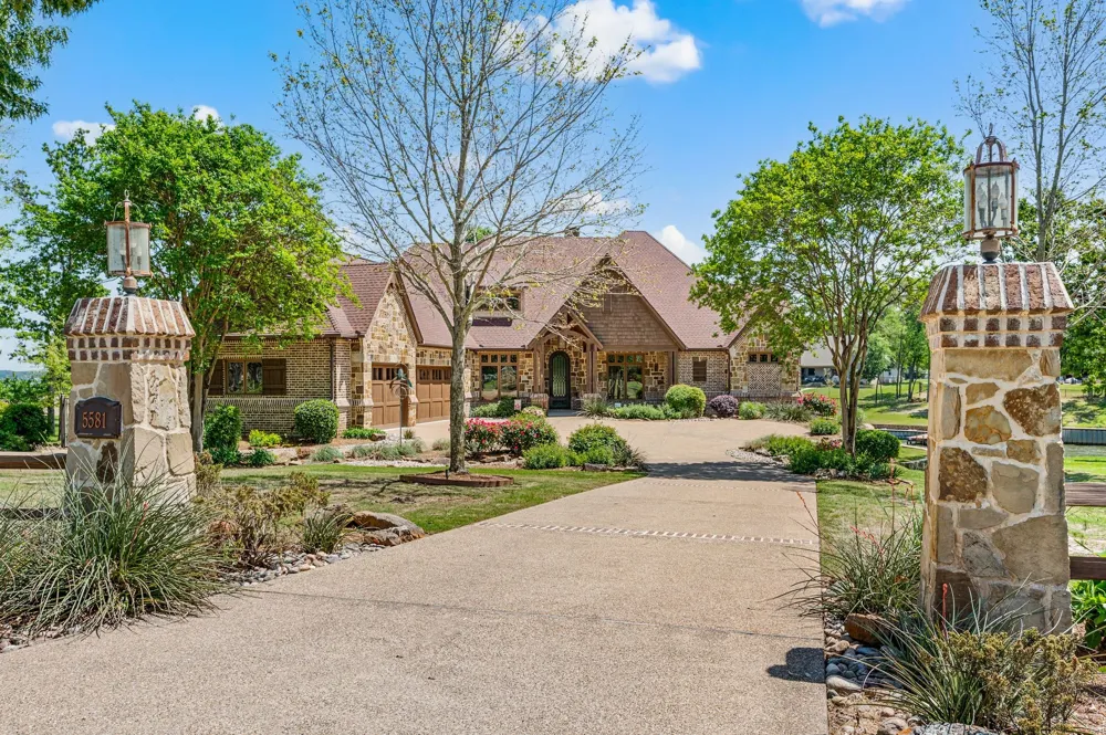 5581 Nancy Circle Chandler, TX 75758