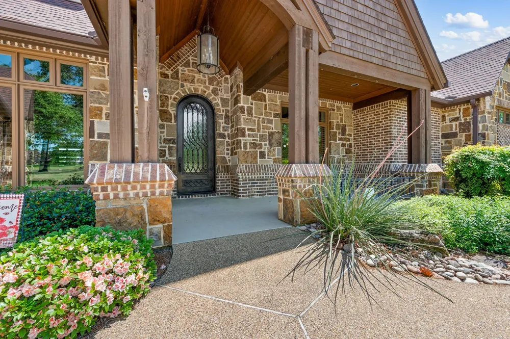 5581 Nancy Circle Chandler, TX 75758