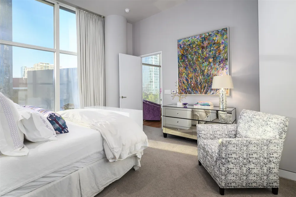 1918 Olive Street #402 Dallas, TX 75201