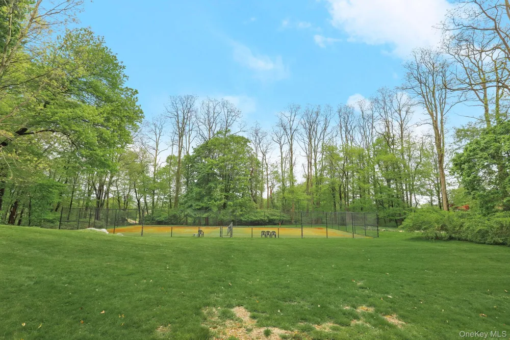 2 Israel Townsend Hill Armonk, NY 10504
