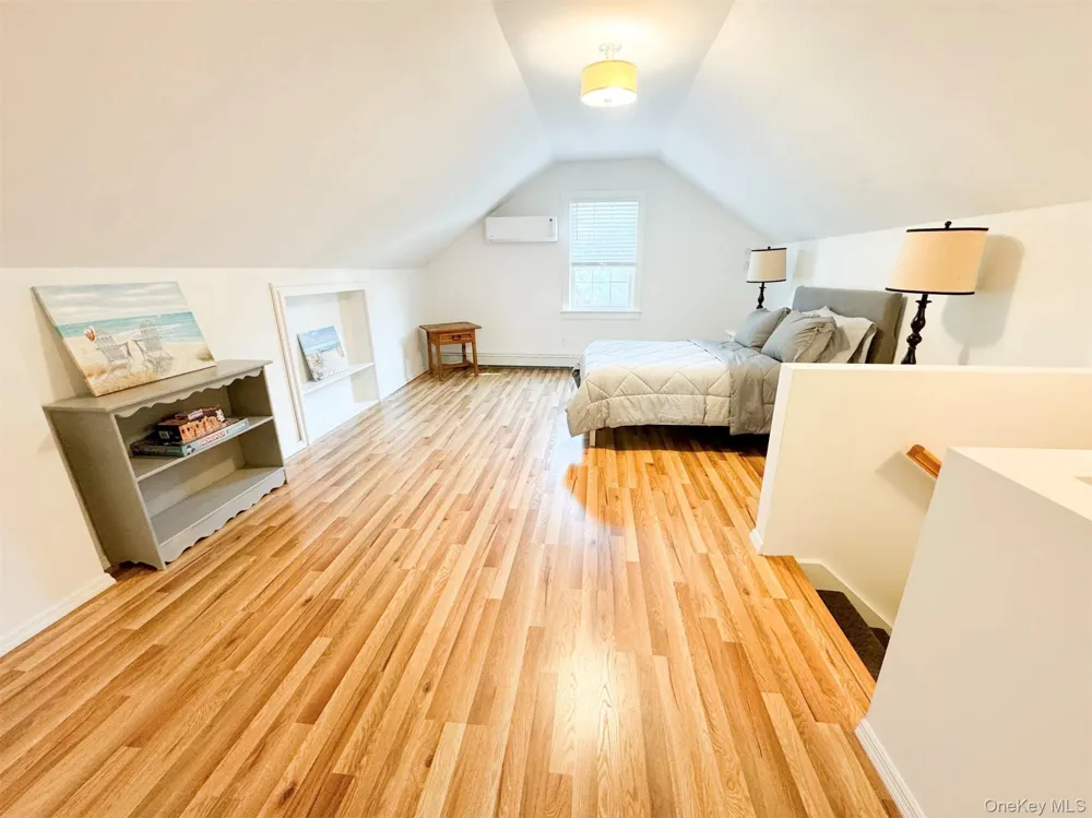 31 Liberty Street Westhampton Beach, NY 11978