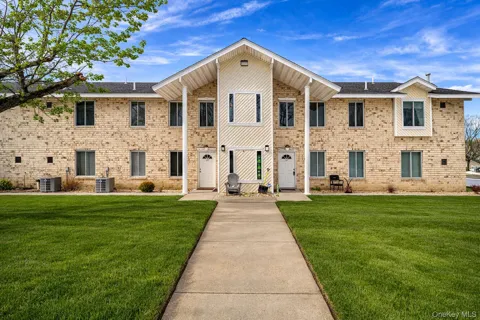 30 El Camino Ct #30