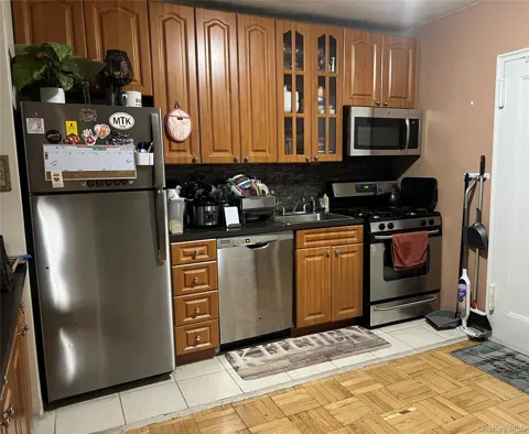 162-41 Powell's Cove Boulevard #1L