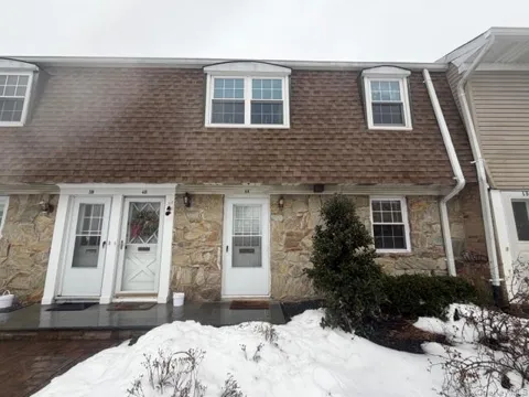 12 Harbour Lane #4A