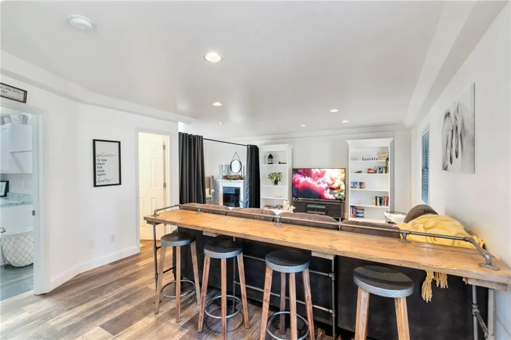 1319 Towne Harbor Trail Woodstock, GA 30189