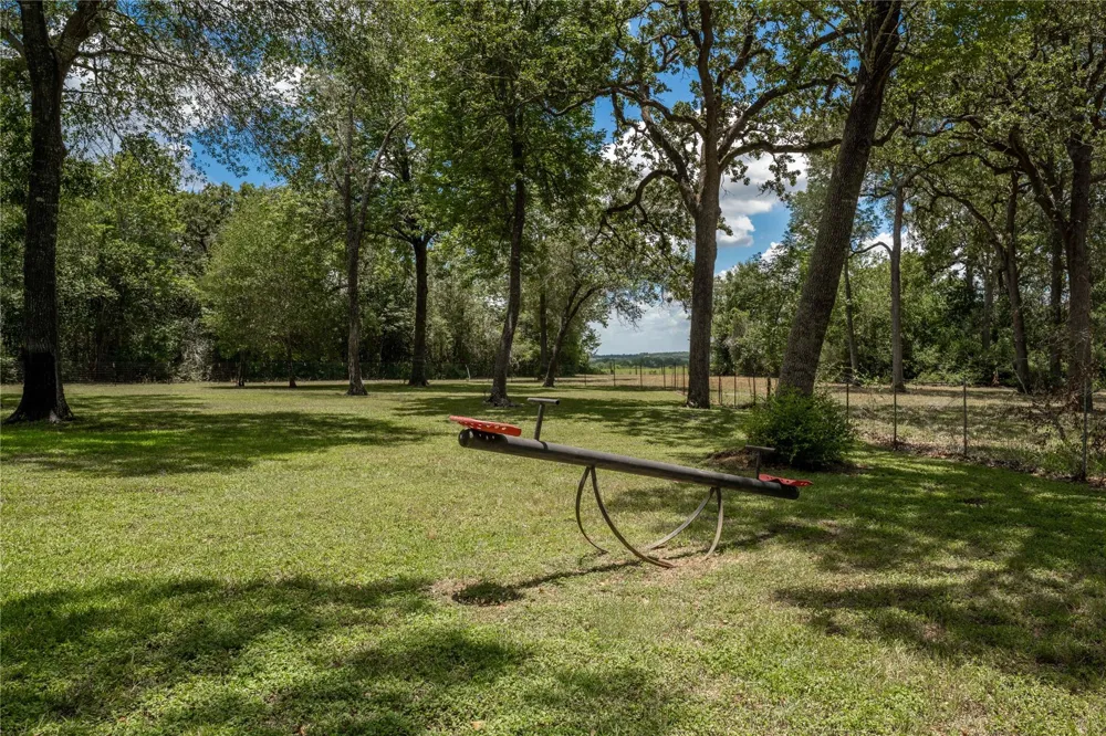 533 Bybee Road Round Top, TX 78954
