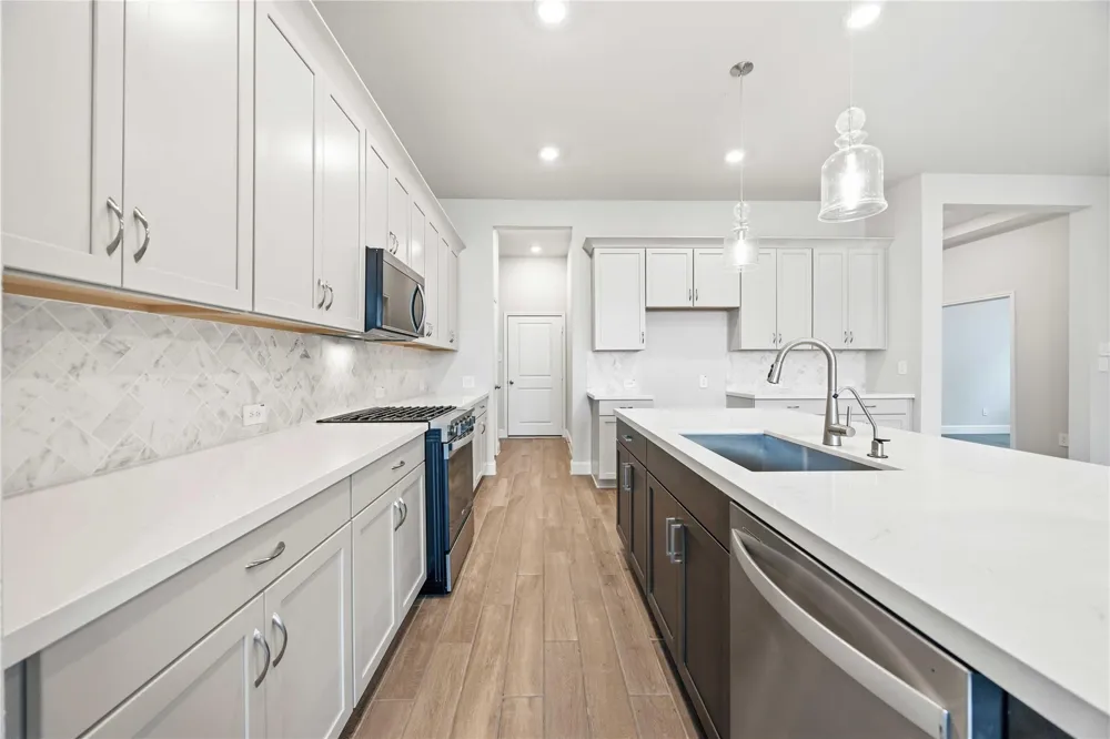 7610 Cattail Shallows Lane Katy, TX 77493