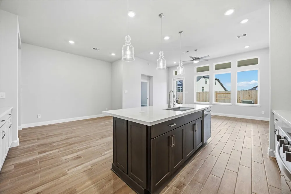 7610 Cattail Shallows Lane Katy, TX 77493