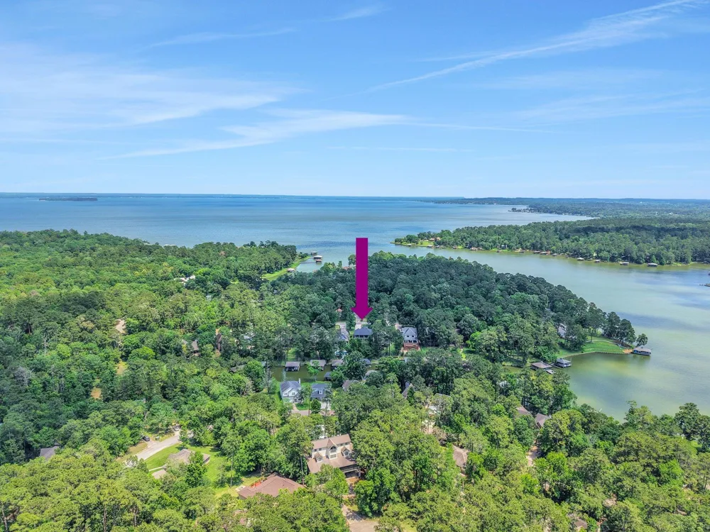 270 Lake Grove Drive Coldspring, TX 77331