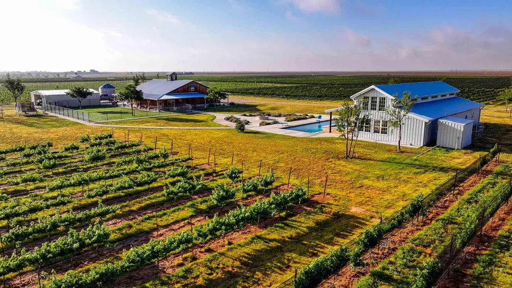374 Fm 1317 Tahoka, TX 79373
