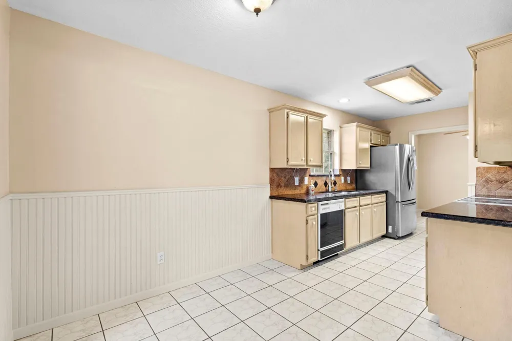 311 Peppertree Village Mills, TX 77663